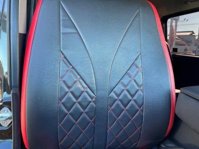 ハイエースバン ロングスーパーＧＬ　１０．２インチフリップダウンモニター　両側パワースライドドア　ユーザー買取車　メモリーナビ　フルセグＴＶ　禁煙車　ＥＴＣ　バックカメラ　Ｂｌｕｅｔｏｏｔｈ　スマートキー　盗難防止装置（52枚目）