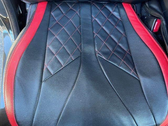 ハイエースバン ロングスーパーＧＬ　１０．２インチフリップダウンモニター　両側パワースライドドア　ユーザー買取車　メモリーナビ　フルセグＴＶ　禁煙車　ＥＴＣ　バックカメラ　Ｂｌｕｅｔｏｏｔｈ　スマートキー　盗難防止装置（53枚目）