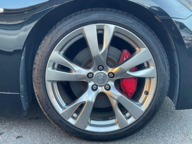 フーガ ３５０ＧＴ　タイプＳ　禁煙車　レーダークルーズコントロール　黒革シート　純正ＨＤＤナビ　ＢＯＳＥスピーカー　バックカメラ　衝突軽減ブレーキ　シートヒーター　シートエアコン　パワーシート　Ｂｌｕｅｔｏｏｔｈ　フルセグＴＶ（20枚目）