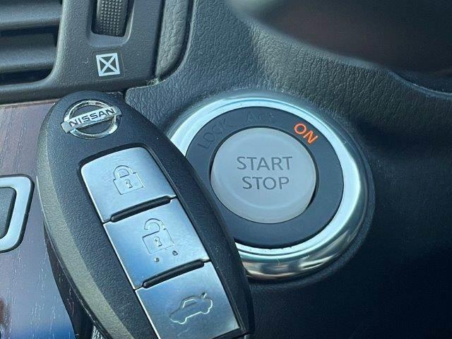 フーガ ３５０ＧＴ　タイプＳ　禁煙車　レーダークルーズコントロール　黒革シート　純正ＨＤＤナビ　ＢＯＳＥスピーカー　バックカメラ　衝突軽減ブレーキ　シートヒーター　シートエアコン　パワーシート　Ｂｌｕｅｔｏｏｔｈ　フルセグＴＶ（57枚目）