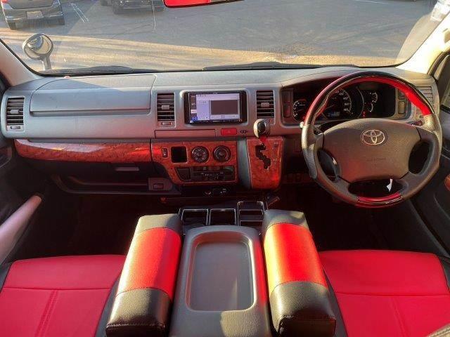 ハイエースバン ロングスーパーＧＬ　ＳＤナビ　ＬＥＤヘッドライト　バックカメラ　フルセグＴＶ　禁煙車　ＥＴＣ　キーレス　純正リアエアロ　両側スライドドア　ＵＳＢポート　盗難防止装置　１５インチアルミホイール　ＣＤチェンジャー　ＤＶＤ再生（3枚目）