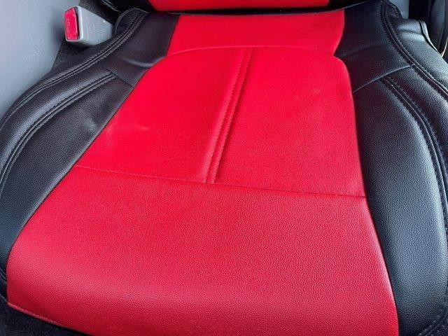 ハイエースバン ロングスーパーＧＬ　ＳＤナビ　ＬＥＤヘッドライト　バックカメラ　フルセグＴＶ　禁煙車　ＥＴＣ　キーレス　純正リアエアロ　両側スライドドア　ＵＳＢポート　盗難防止装置　１５インチアルミホイール　ＣＤチェンジャー　ＤＶＤ再生（51枚目）