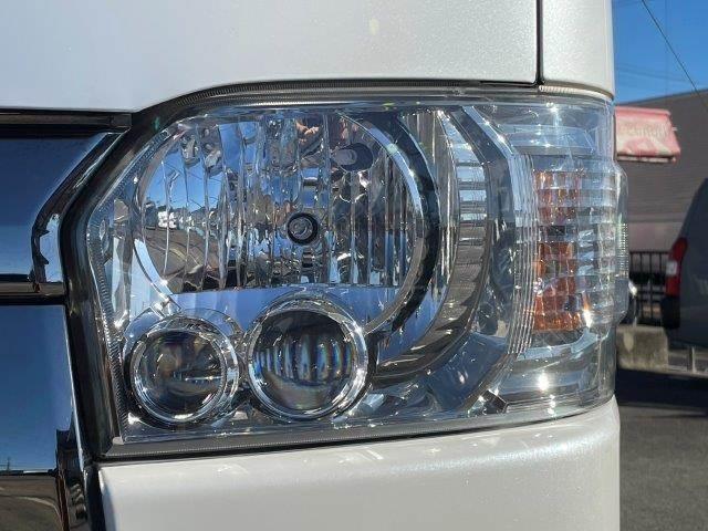 ハイエースバン ロングスーパーＧＬ　両側パワースライドドア　ベッドキット　セーフティセンス　メモリーナビ　フルセグＴＶ　禁煙車　ＥＴＣ　バックカメラ　Ｂｌｕｅｔｏｏｔｈ　ＬＥＤヘッドライト　ハーフレザー　オートライト　ドライブレコーダー（28枚目）