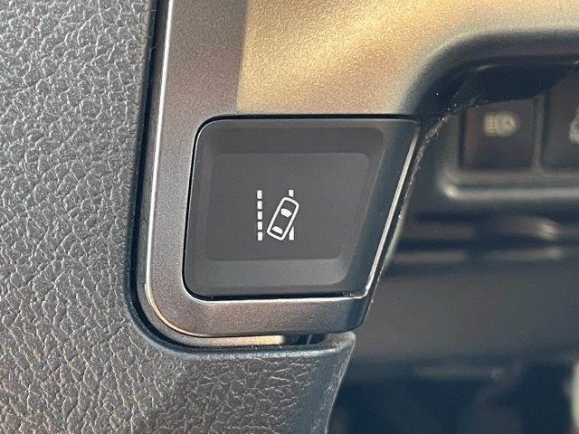 ハイエースバン ロングスーパーＧＬ　両側パワースライドドア　ベッドキット　セーフティセンス　メモリーナビ　フルセグＴＶ　禁煙車　ＥＴＣ　バックカメラ　Ｂｌｕｅｔｏｏｔｈ　ＬＥＤヘッドライト　ハーフレザー　オートライト　ドライブレコーダー（46枚目）