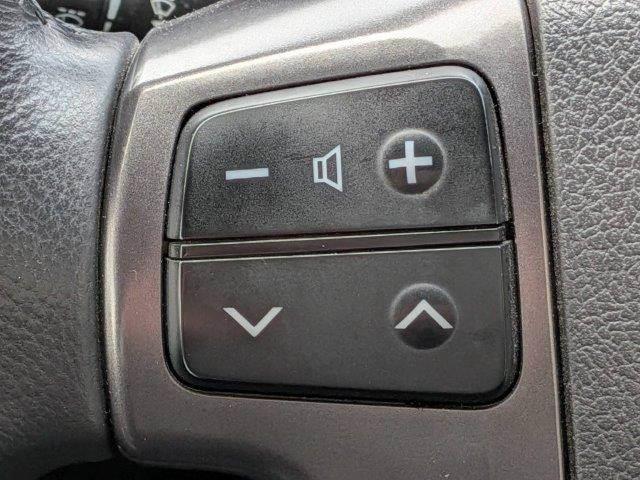 ハイエースバン スーパーＧＬ　ダークプライム　ディーゼルターボ　ＬＥＤヘッドライト　バックカメラ　禁煙車　ＥＴＣ　ハーフレザーシート　スマートキー　９インチディスプレイオーディオ　盗難防止装置　１５インチアルミホイール（38枚目）