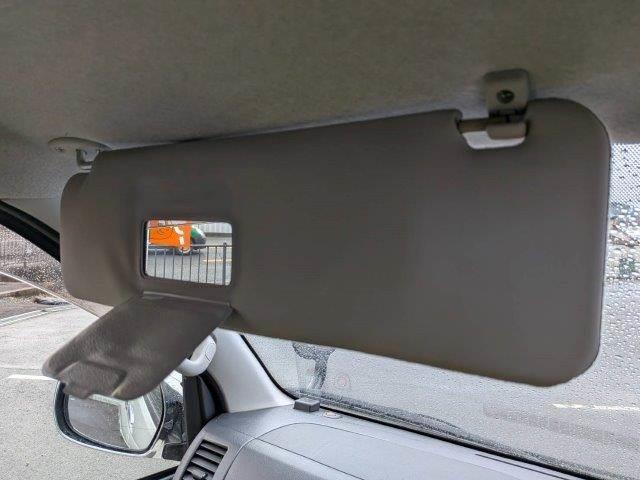 ハイエースバン スーパーＧＬ　ダークプライム　ディーゼルターボ　ＬＥＤヘッドライト　バックカメラ　禁煙車　ＥＴＣ　ハーフレザーシート　スマートキー　９インチディスプレイオーディオ　盗難防止装置　１５インチアルミホイール（50枚目）