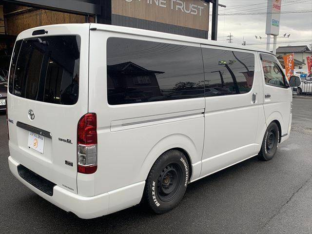 ハイエースバン スーパーＧＬ　５０ＴＨ　アニバーサリーリミテッド　特別仕様車　アルパイン製１１インチメモリーナビ　両側パワースライドドア　ハーフレザーシート　セーフティセンス　禁煙車　ＥＴＣ　フルセグＴＶ　Ｂｌｕｅｔｏｏｔｈ対応　ＬＥＤヘッドライト　バックカメラ（19枚目）