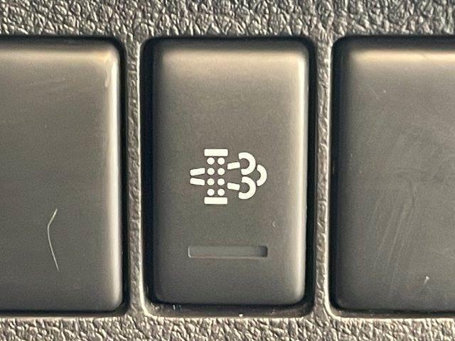 エクストレイル ２０ＧＴ　メモリーナビ　フルセグＴＶ　ＨＩＤヘッドライト　クルーズコントロール　ディーゼルターボ　禁煙車　ＭＴモード付ＡＴ　ＥＴＣ　スマートキー　１８インチアルミホイール　４ＷＤ　Ｂｌｕｅｔｏｏｔｈ対応（8枚目）