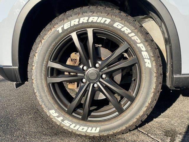 エクストレイル ２０ＧＴ　メモリーナビ　フルセグＴＶ　ＨＩＤヘッドライト　クルーズコントロール　ディーゼルターボ　禁煙車　ＭＴモード付ＡＴ　ＥＴＣ　スマートキー　１８インチアルミホイール　４ＷＤ　Ｂｌｕｅｔｏｏｔｈ対応（33枚目）