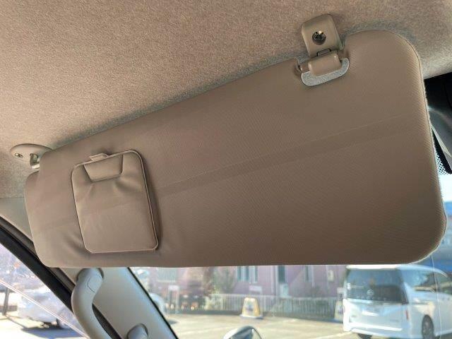 ハイエースバン ロングスーパーＧＬ　トヨタセーフティセンス　ＳＤナビ　フルセグＴＶ　バックカメラ　禁煙車　Ｂｌｕｅｔｏｏｔｈ　キーレス　オートハイビーム　ＭＴモード付　両側スライドドア　盗難防止装置　ミュージックサーバー　ＵＳＢポート（49枚目）