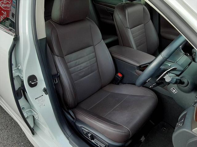GS250 Iパッケージ 純正ナビ フルセグ レザーシート シートヒーター シートエアコン クルコン パワーシート パドルシフト 衝突軽減ブレーキ Cセンサー ETC フォグランプ オートライト レーンキープ(16枚目)