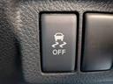 エクストレイル ２０ＧＴ　４ＷＤ　６速ＭＴ　ディーゼルターボ　純正ＨＤＤナビ　ＨＩＤヘッド　バックカメラ　スマートキー　禁煙車　ＥＴＣ　１６インチアルミホイール　フルセグＴＶ　ブルートゥース　クルーズコントロール　盗難防止（8枚目）