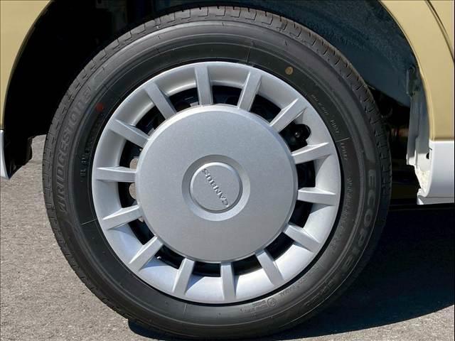 ムーヴキャンバス ストライプスＸ　届出済み未使用車／４ＷＤ／両側電動スライドドア／オートエアコン／スマートキー＆プッシュスタート／ツートンカラー／（9枚目）