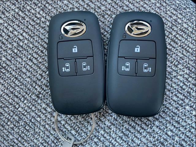 ムーヴキャンバス ストライプスＸ　届出済み未使用車／４ＷＤ／両側電動スライドドア／オートエアコン／スマートキー＆プッシュスタート／ツートンカラー／（45枚目）