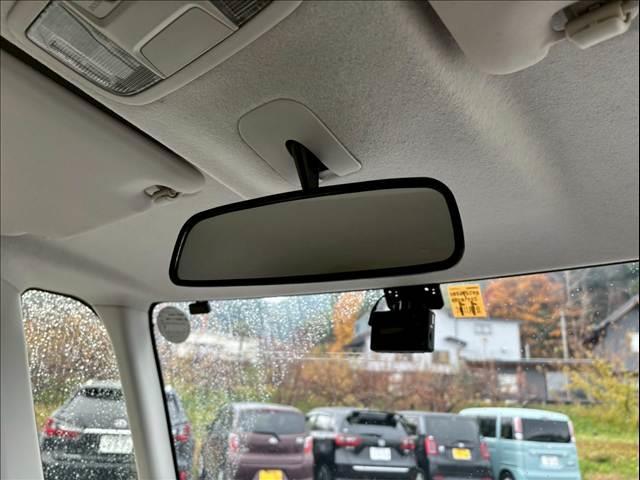 Ｎ－ＢＯＸ Ｇ　フラット７認定中古車／４ＷＤ／両側電動スライドドア／オートエアコン／シートヒーター／ＬＥＤヘッドライト／スマートキー＆プッシュスタート／（16枚目）