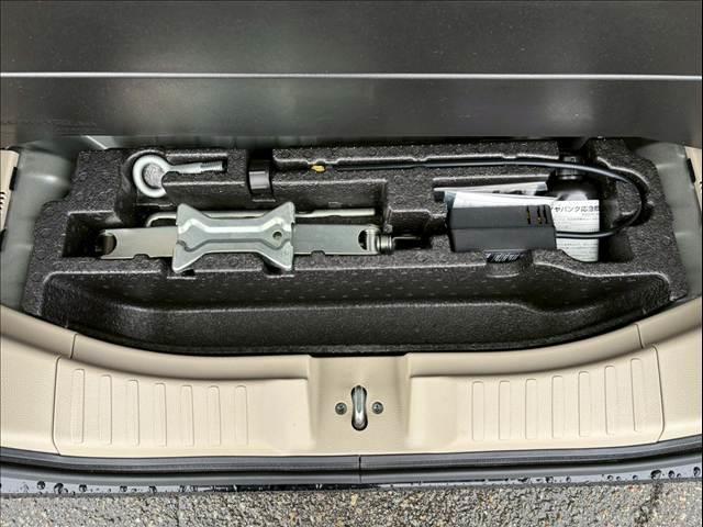 Ｎ－ＢＯＸ Ｇ　フラット７認定中古車／４ＷＤ／両側電動スライドドア／オートエアコン／シートヒーター／ＬＥＤヘッドライト／スマートキー＆プッシュスタート／（28枚目）