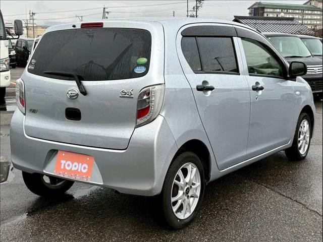 ミライース Lf SA 4WD/社外ナビ/テレビ/安全装備/衝突軽減ブレーキ/アイドリングストップ/エアコン/パワーウインドウ/可倒式リアシート(3枚目)