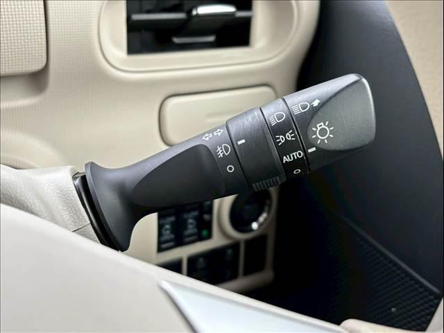 ムーヴキャンバス Ｇメイクアップリミテッド　ＳＡＩＩＩ　４ＷＤ／安全装備／衝突軽減ブレーキ／車線逸脱防止警報／オートライト／オートマチックハイビーム／７インチナビ／テレビ／全方位モニター／オートエアコン／シートヒーター／両側電動スライドドア／ＬＥＤヘッド（21枚目）