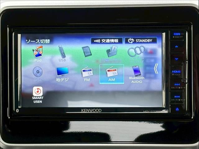 スペーシアカスタム ハイブリッドＸＳ　４ＷＤ／社外ナビ／テレビ／全方位モニター／オートエアコン／シートヒーター／充電用ＵＳＢチャージャー／クルーズコントロール／ＬＥＤヘッドライト／安全装備／衝突軽減ブレーキ／車線逸脱防止警報／ＬＥＤヘッド（9枚目）