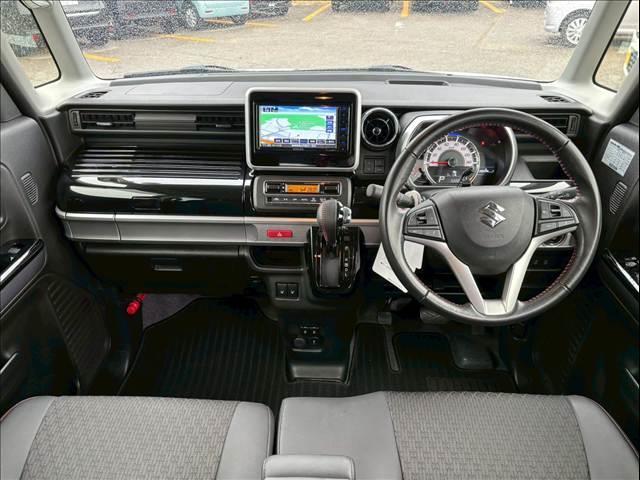 スペーシアカスタム ハイブリッドＸＳ　４ＷＤ／社外ナビ／テレビ／全方位モニター／オートエアコン／シートヒーター／充電用ＵＳＢチャージャー／クルーズコントロール／ＬＥＤヘッドライト／安全装備／衝突軽減ブレーキ／車線逸脱防止警報／ＬＥＤヘッド（12枚目）