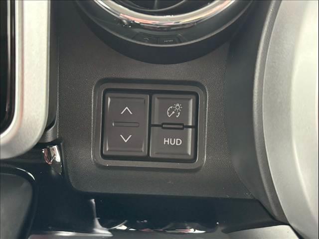 スペーシアカスタム ハイブリッドＸＳ　４ＷＤ／社外ナビ／テレビ／全方位モニター／オートエアコン／シートヒーター／充電用ＵＳＢチャージャー／クルーズコントロール／ＬＥＤヘッドライト／安全装備／衝突軽減ブレーキ／車線逸脱防止警報／ＬＥＤヘッド（23枚目）