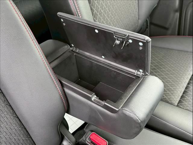 スペーシアカスタム ハイブリッドＸＳ　４ＷＤ／社外ナビ／テレビ／全方位モニター／オートエアコン／シートヒーター／充電用ＵＳＢチャージャー／クルーズコントロール／ＬＥＤヘッドライト／安全装備／衝突軽減ブレーキ／車線逸脱防止警報／ＬＥＤヘッド（25枚目）