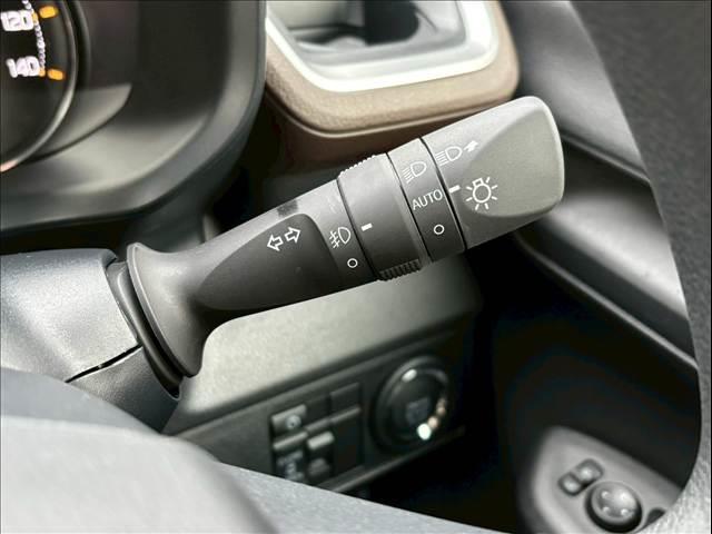 ムーヴ Ｇ　届出済み未使用車／４ＷＤ／スマートキー＆プッシュスタート／オートエアコン／電動パーキング／ブレーキホールド／左側電動スライドドア／衝突軽減ブレーキ／車線逸脱防止警報（21枚目）