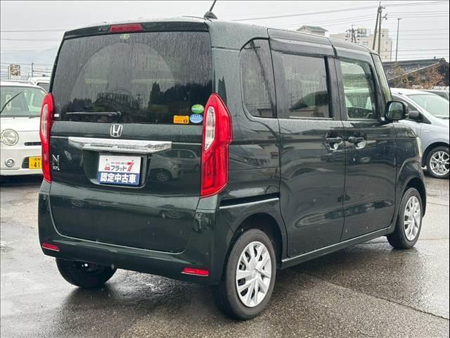 Ｎ－ＢＯＸ Ｇホンダセンシング　フラット７認定中古車／４ＷＤ／ホンダセンシング／衝突軽減ブレーキ／車線逸脱防止警報／クルーズコントロール／社外ナビ／スマートキー＆プッシュスタート／オートエアコン／バックカメラ／ＬＥＤヘッドライト（3枚目）