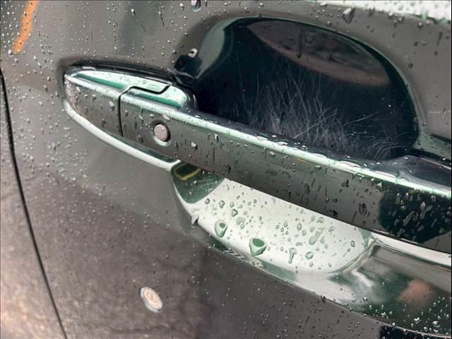 Ｎ－ＢＯＸ Ｇホンダセンシング　フラット７認定中古車／４ＷＤ／ホンダセンシング／衝突軽減ブレーキ／車線逸脱防止警報／クルーズコントロール／社外ナビ／スマートキー＆プッシュスタート／オートエアコン／バックカメラ／ＬＥＤヘッドライト（15枚目）