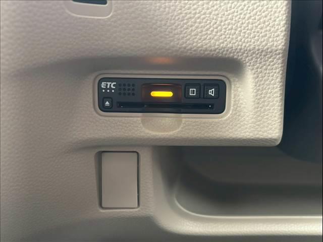 Ｎ－ＢＯＸ Ｇホンダセンシング　フラット７認定中古車／４ＷＤ／ホンダセンシング／衝突軽減ブレーキ／車線逸脱防止警報／クルーズコントロール／社外ナビ／スマートキー＆プッシュスタート／オートエアコン／バックカメラ／ＬＥＤヘッドライト（23枚目）