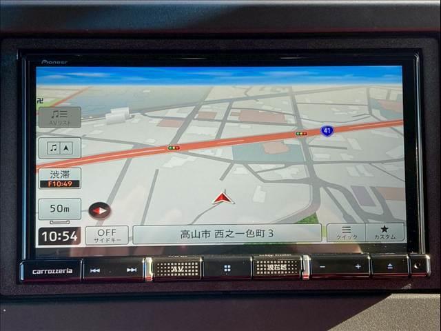 Ｎ－ＢＯＸカスタム Ｇ・Ｌホンダセンシング　フラット７認定中古車／４ＷＤ／社外ナビ／テレビ／バックモニター／スマートキー＆プッシュスタート／オートエアコン／ＬＥＤヘッドライト／左側電動スライドドア／ホンダセンシング／（8枚目）