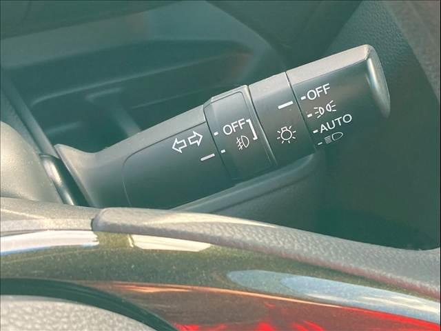 Ｎ－ＢＯＸカスタム Ｇ・Ｌホンダセンシング　フラット７認定中古車／４ＷＤ／社外ナビ／テレビ／バックモニター／スマートキー＆プッシュスタート／オートエアコン／ＬＥＤヘッドライト／左側電動スライドドア／ホンダセンシング／（28枚目）