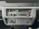 フラット7認定中古車/4WD/エアコン/パワステ/パートタイム4WD/スピーカー付きラジオ/スペアタイヤ/(18枚目)