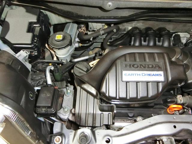 Ｎ－ＢＯＸカスタム Ｇ・Ｌパッケージ　ナビ　バックカメラ　ＴＶ　ＤＶＤ　ＣＤ　ＥＴＣ　セキュリティアラーム　スマキー　助手席エアバッグ　運転席エアバッグ　キーレス　全席ＰＷ　ＡＢＳ　ＡＡＣ　衝突安全ボディ　パワステ　アイドリング　ベンチ席（17枚目）