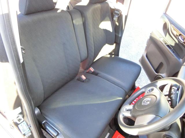 Ｎ－ＢＯＸカスタム Ｇ・Ｌパッケージ　ナビ　バックカメラ　ＴＶ　ＤＶＤ　ＣＤ　ＥＴＣ　セキュリティアラーム　スマキー　助手席エアバッグ　運転席エアバッグ　キーレス　全席ＰＷ　ＡＢＳ　ＡＡＣ　衝突安全ボディ　パワステ　アイドリング　ベンチ席（61枚目）