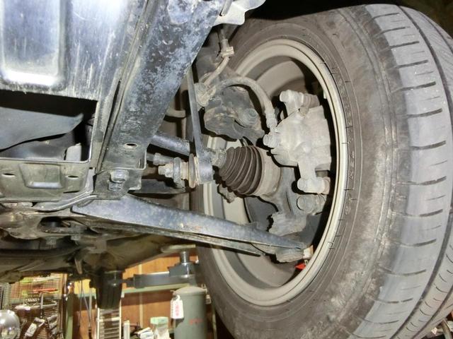 N-BOXカスタム G・Lパッケージ 4WD バックカメラ TV DVD CD ETC セキュリティアラーム スマキー 助手席エアバッグ 運転席エアバッグ キーレス 全席PW ABS AAC 衝突安全ボディ パワステ アイドリング ベンチ(13枚目)