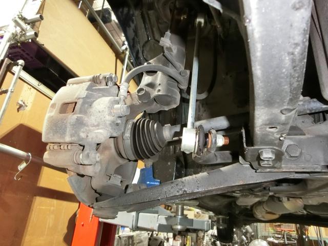 Ｎ－ＢＯＸカスタム Ｇ　ＳＳパッケージ　ナビ　バックカメラ　ＴＶ　ＤＶＤ　ＣＤ　ＥＴＣ　セキュリティアラーム　スマキー　助手席エアバッグ　運転席エアバッグ　キーレス　全席ＰＷ　ＡＢＳ　ＡＡＣ　衝突安全ボディ　パワステ　アイドリング　ベンチ席（13枚目）