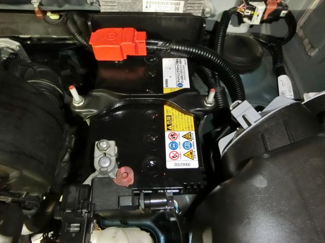 Ｎ－ＢＯＸカスタム Ｇ　ＳＳパッケージ　ナビ　バックカメラ　ＴＶ　ＤＶＤ　ＣＤ　ＥＴＣ　セキュリティアラーム　スマキー　助手席エアバッグ　運転席エアバッグ　キーレス　全席ＰＷ　ＡＢＳ　ＡＡＣ　衝突安全ボディ　パワステ　アイドリング　ベンチ席（24枚目）