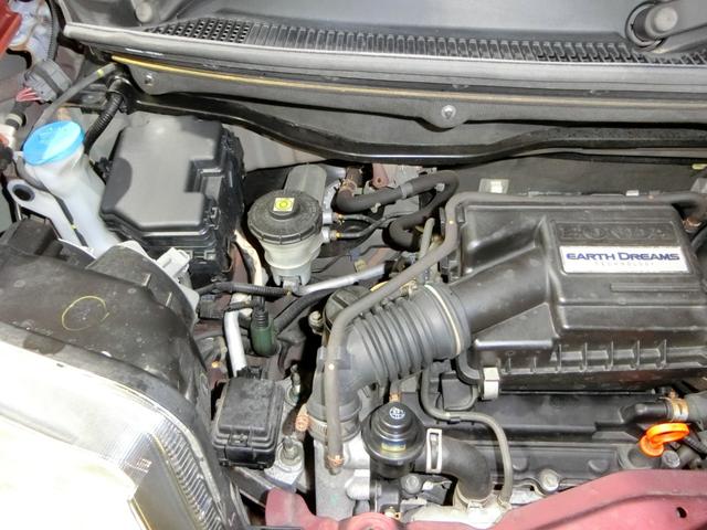 Ｎ－ＢＯＸカスタム Ｇ・ターボパッケージ　ナビ　バックカメラ　ＴＶ　ＤＶＤ　ＣＤ　ＥＴＣ　セキュリティアラーム　スマキー　助手席エアバッグ　運転席エアバッグ　キーレス　全席ＰＷ　ＡＢＳ　ＡＡＣ　衝突安全ボディ　パワステ　アイドリング　ベンチ席（18枚目）