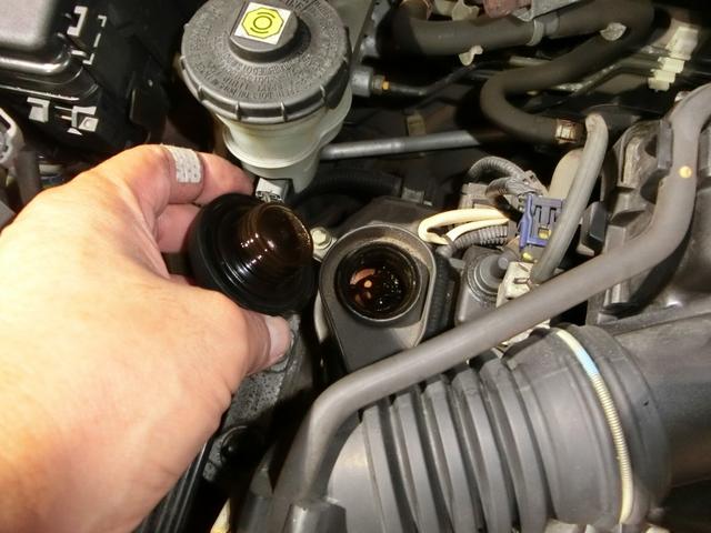 Ｎ－ＢＯＸカスタム Ｇ・ターボパッケージ　ナビ　バックカメラ　ＴＶ　ＤＶＤ　ＣＤ　ＥＴＣ　セキュリティアラーム　スマキー　助手席エアバッグ　運転席エアバッグ　キーレス　全席ＰＷ　ＡＢＳ　ＡＡＣ　衝突安全ボディ　パワステ　アイドリング　ベンチ席（20枚目）