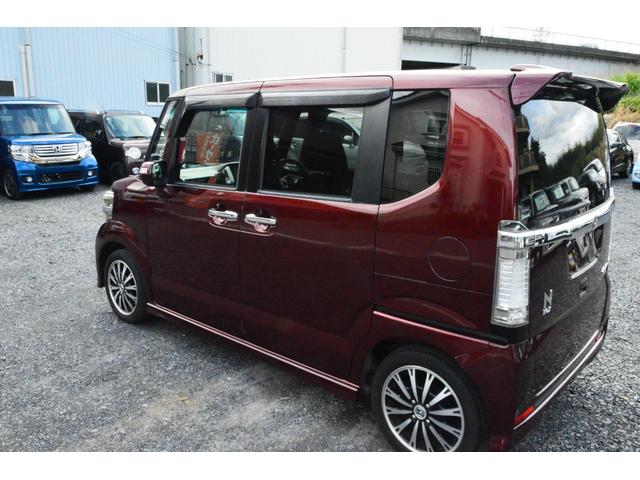 Ｎ－ＢＯＸカスタム Ｇ・ターボパッケージ　ナビ　バックカメラ　ＴＶ　ＤＶＤ　ＣＤ　ＥＴＣ　セキュリティアラーム　スマキー　助手席エアバッグ　運転席エアバッグ　キーレス　全席ＰＷ　ＡＢＳ　ＡＡＣ　衝突安全ボディ　パワステ　アイドリング　ベンチ席（40枚目）