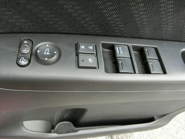 Ｎ－ＢＯＸカスタム Ｇ・ターボパッケージ　ナビ　バックカメラ　ＴＶ　ＤＶＤ　ＣＤ　ＥＴＣ　セキュリティアラーム　スマキー　助手席エアバッグ　運転席エアバッグ　キーレス　全席ＰＷ　ＡＢＳ　ＡＡＣ　衝突安全ボディ　パワステ　アイドリング　ベンチ席（58枚目）