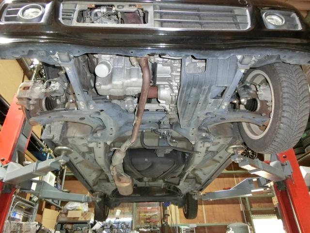 Ｎ－ＢＯＸカスタム Ｇ・Ａパッケージ　ナビ　バックカメラ　ＴＶ　ＤＶＤ　ＣＤ　ＥＴＣ　セキュリティアラーム　スマキー　助手席エアバッグ　運転席エアバッグ　キーレス　全席ＰＷ　ＡＢＳ　ＡＡＣ　衝突安全ボディ　パワステ　アイドリング　ベンチ席（8枚目）