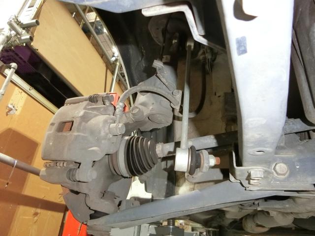 Ｎ－ＢＯＸカスタム Ｇ・Ｌパッケージ　ナビ　バックカメラ　ＴＶ　ＤＶＤ　ＣＤ　ＥＴＣ　セキュリティアラーム　スマキー　助手席エアバッグ　運転席エアバッグ　キーレス　全席ＰＷ　ＡＢＳ　ＡＡＣ　衝突安全ボディ　パワステ　アイドリング　ベンチ席（11枚目）