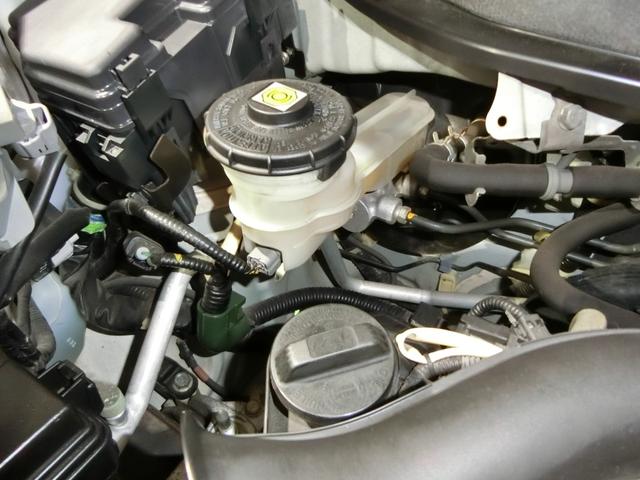 Ｎ－ＢＯＸカスタム Ｇ・Ｌパッケージ　ナビ　バックカメラ　ＴＶ　ＤＶＤ　ＣＤ　ＥＴＣ　セキュリティアラーム　スマキー　助手席エアバッグ　運転席エアバッグ　キーレス　全席ＰＷ　ＡＢＳ　ＡＡＣ　衝突安全ボディ　パワステ　アイドリング　ベンチ席（16枚目）