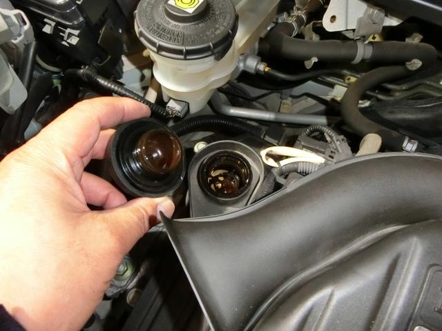 Ｎ－ＢＯＸカスタム Ｇ・Ｌパッケージ　ナビ　バックカメラ　ＴＶ　ＤＶＤ　ＣＤ　ＥＴＣ　セキュリティアラーム　スマキー　助手席エアバッグ　運転席エアバッグ　キーレス　全席ＰＷ　ＡＢＳ　ＡＡＣ　衝突安全ボディ　パワステ　アイドリング　ベンチ席（17枚目）