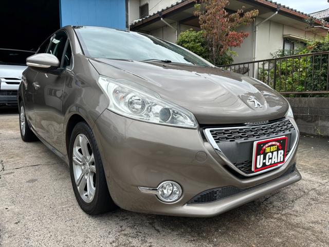 綺麗なプジョー２０８の入庫です！