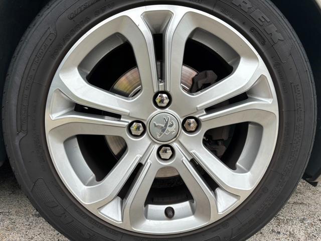 １６インチアルミ！