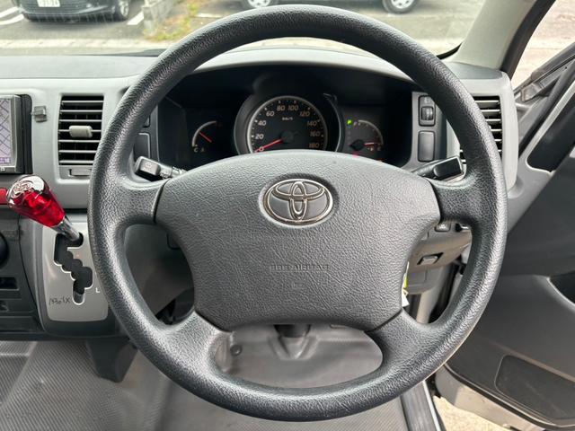 ハイエースバン ＳロングワイドＤＸ　４ＷＤ　２型　ナビ　Ｂカメラ　電動ウインチ　キーレス　ＥＴＣ（14枚目）