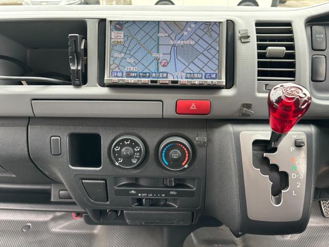 ハイエースバン ＳロングワイドＤＸ　４ＷＤ　２型　ナビ　Ｂカメラ　電動ウインチ　キーレス　ＥＴＣ（15枚目）